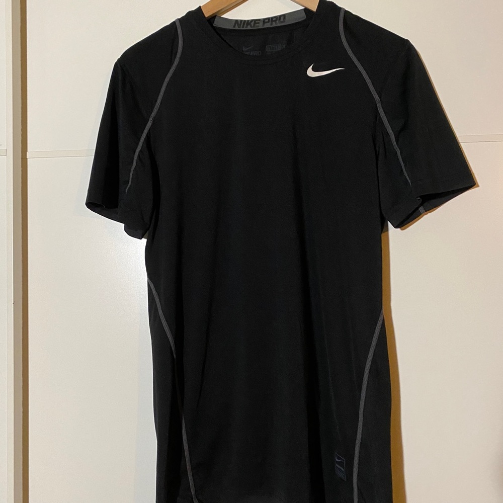 Nike Pro - Athletic T-shirt